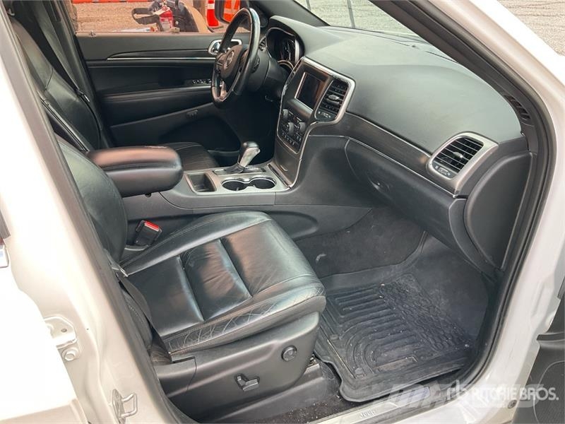 Jeep Grand Cherokee Limited Avtomobili