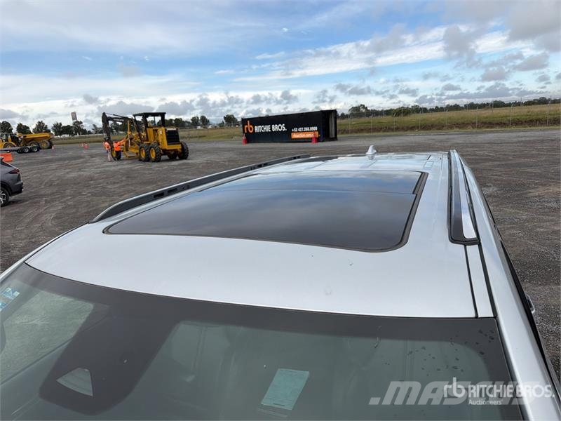 Jeep Wagoneer Quadra Trac II 4WD Camioneta / SUV Automobili