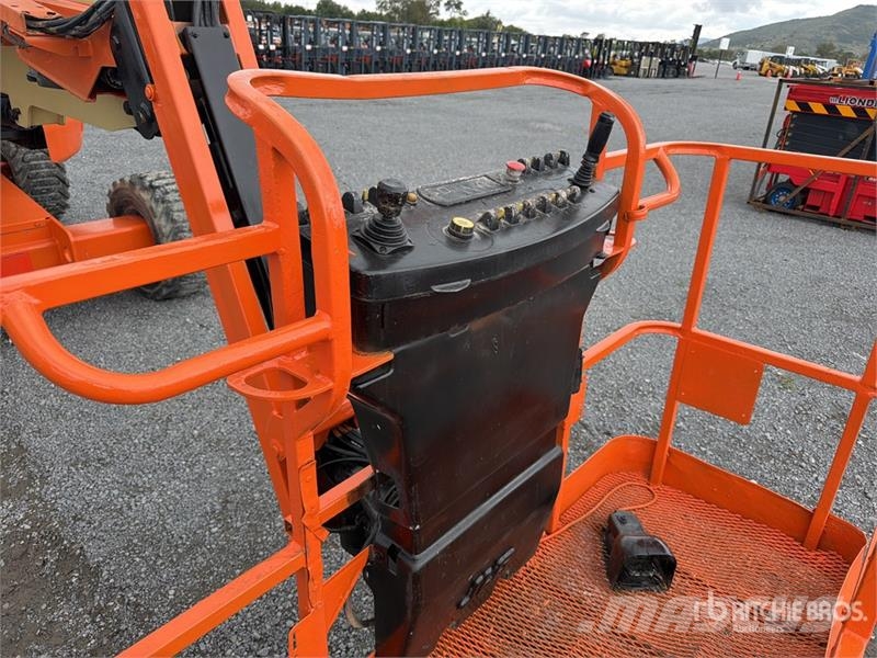 JLG 450AJ 2WD Diesel Elevador Articulado / Articulatin Karos emelők