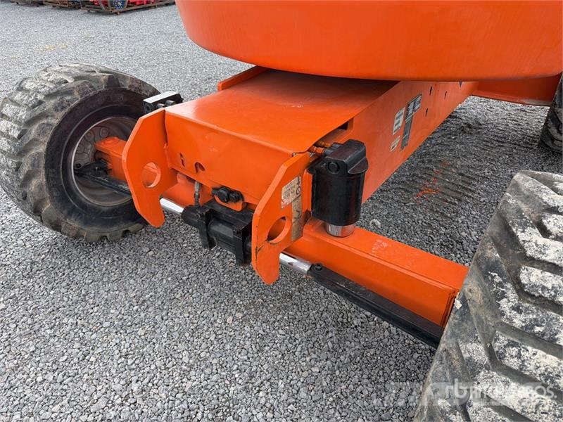 JLG 450AJ 2WD Diesel Elevador Articulado / Articulatin Karos emelők