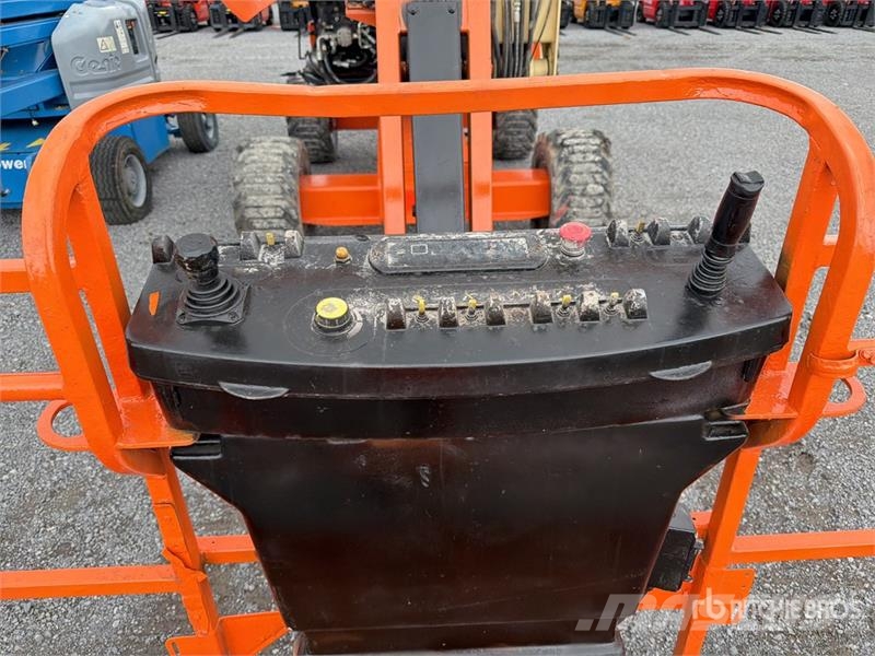 JLG 450AJ 2WD Diesel Elevador Articulado / Articulatin Karos emelők