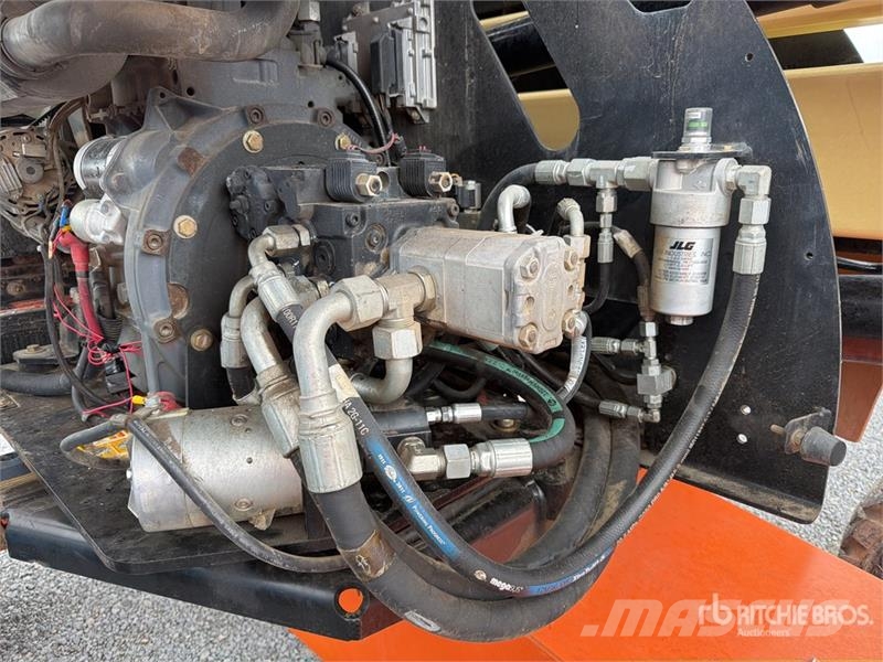 JLG 450AJ 2WD Diesel Elevador Articulado / Articulatin Karos emelők
