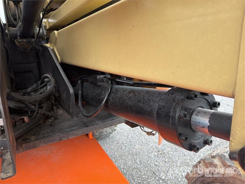 JLG 450AJ 2WD Diesel Elevador Articulado / Articulatin Karos emelők