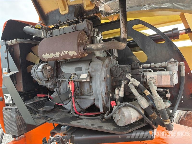 JLG 450AJ 4WD Diesel Elevador Articulado / Articulatin Gelenkteleskoparbeitsbühnen