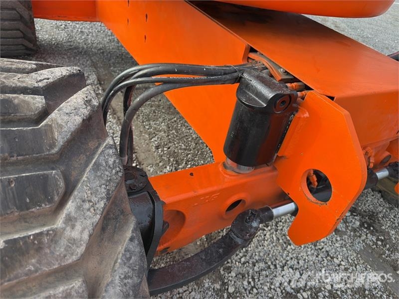 JLG 450AJ 4WD Diesel Elevador Articulado / Articulatin Gelenkteleskoparbeitsbühnen