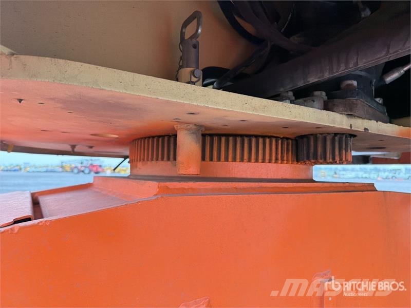 JLG 460SJ 4WD Diesel Elevador Telescopico / Telescopic Nacelles télescopiques