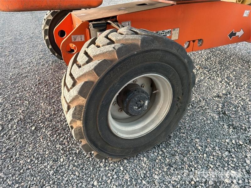 JLG 460SJ 4WD Diesel Elevador Telescopico / Telescopic Nacelles télescopiques