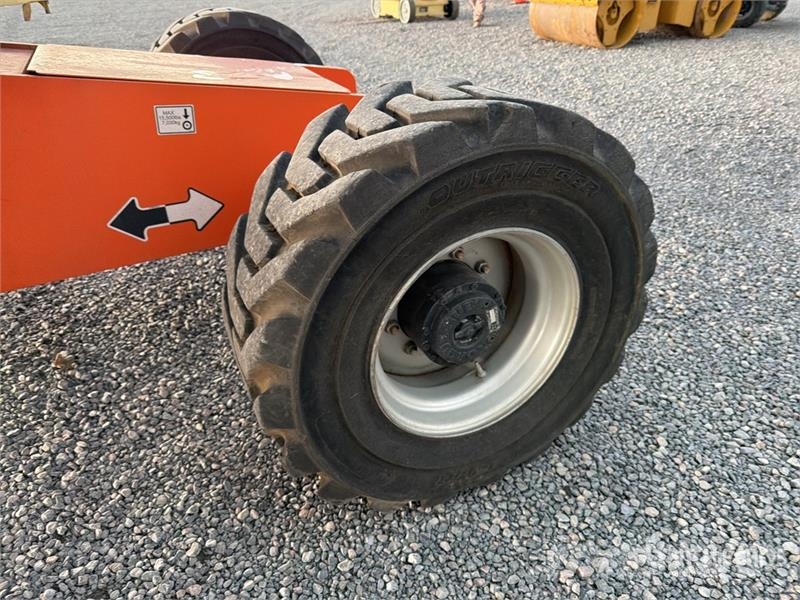 JLG 460SJ Diesel Telescopic Boom Lift Teleszkópos emelők