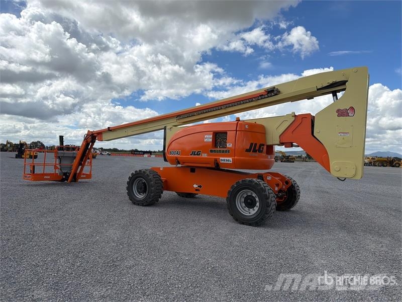 JLG 800 AJ 2WD Diesel Elevador Articulado / Articulati Zglobne podizne platforme