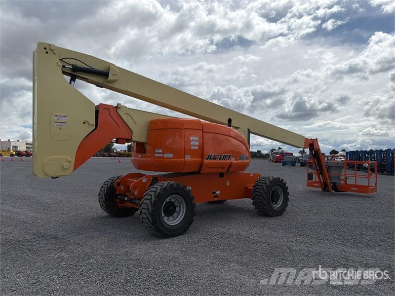 JLG 800 AJ 2WD Diesel Elevador Articulado / Articulati Zglobne podizne platforme