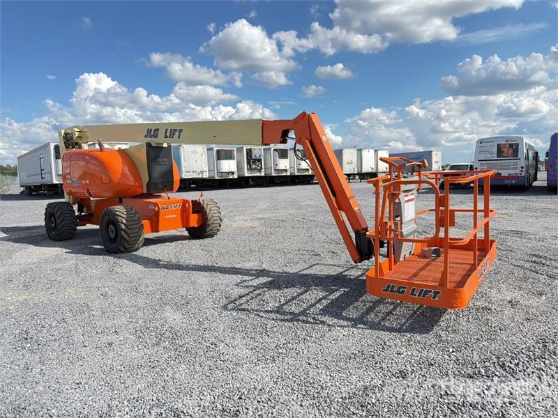 JLG 800 AJ 4WD Diesel Elevador Articulado / Articulati رافعات سلة مفصلية