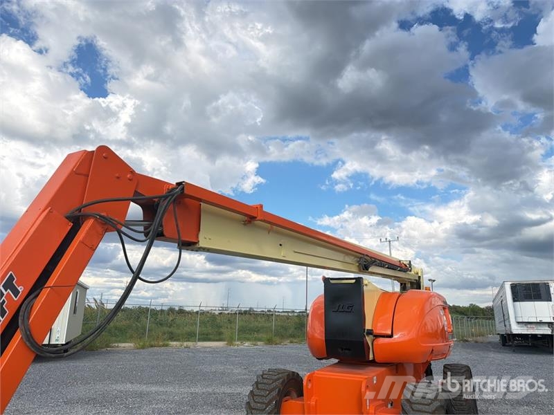 JLG 800 AJ 4WD Diesel Elevador Articulado / Articulati رافعات سلة مفصلية