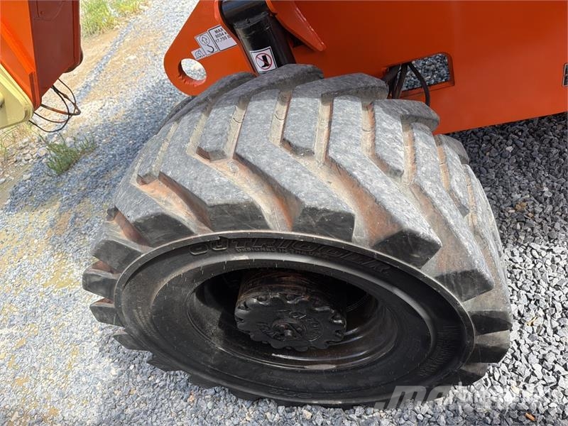 JLG 800 AJ 4WD Diesel Elevador Articulado / Articulati رافعات سلة مفصلية