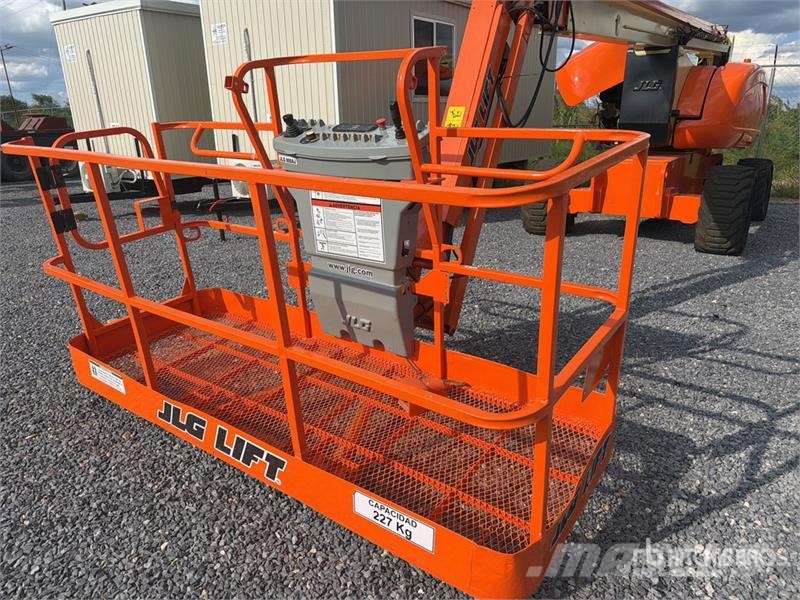 JLG 800 AJ 4WD Diesel Elevador Articulado / Articulati رافعات سلة مفصلية