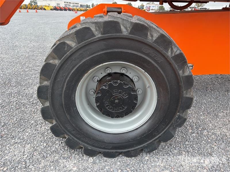 JLG 800 AJ 4WD Diesel Elevador Articulado / Articulati Strēles pacēlāji