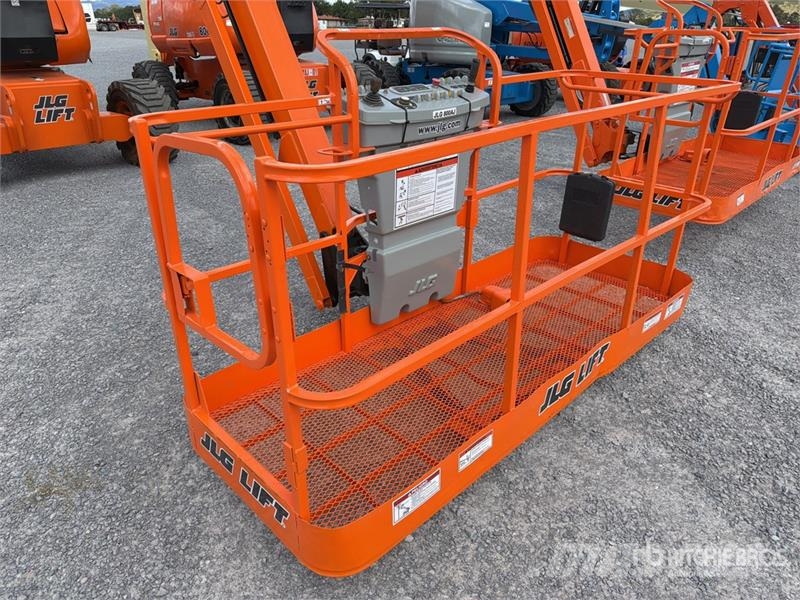 JLG 800AJ 2WD Diesel Elevador Articulado / Articulatin Strēles pacēlāji