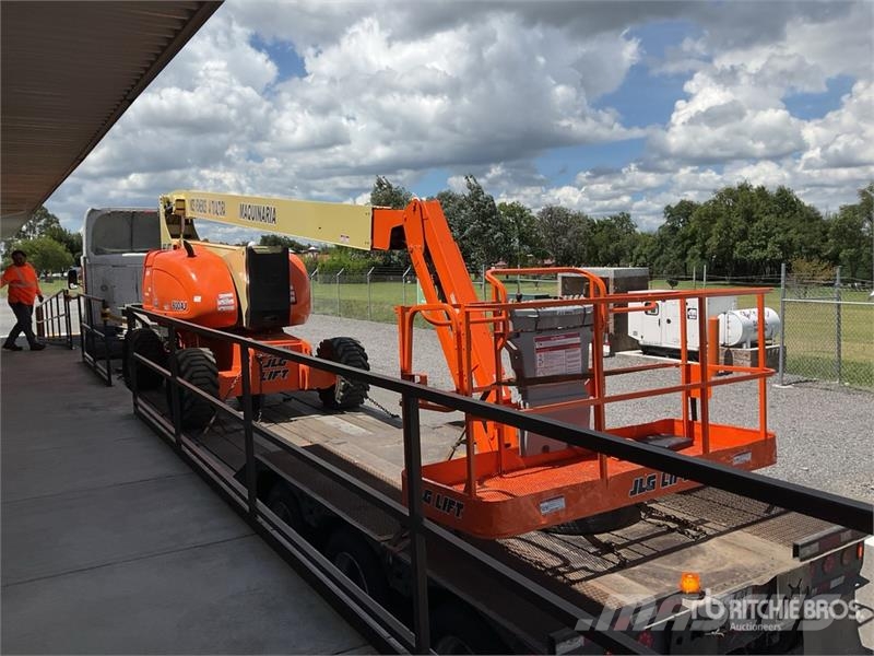 JLG 800AJ 4WD Elevador Articulado / Articulating Boom Колінчаті підйомники