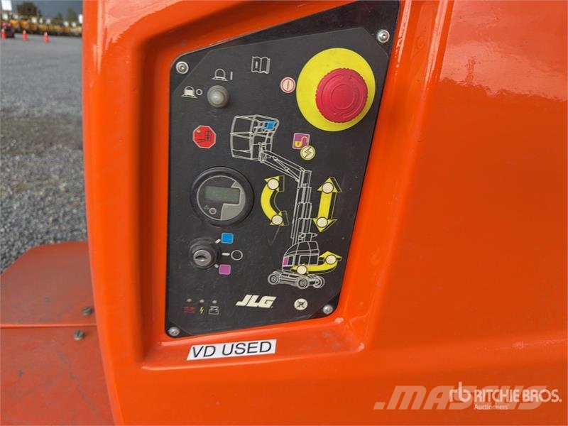 JLG T10E Elevador Vertical / Vertical Mast Lift Vertical mast lifts