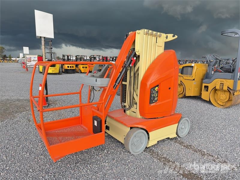 JLG T10E Elevador Vertical / Vertical Mast Lift Vertical mast lifts