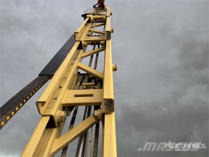 JLG T10E Elevador Vertical / Vertical Mast Lift Vertical mast lifts