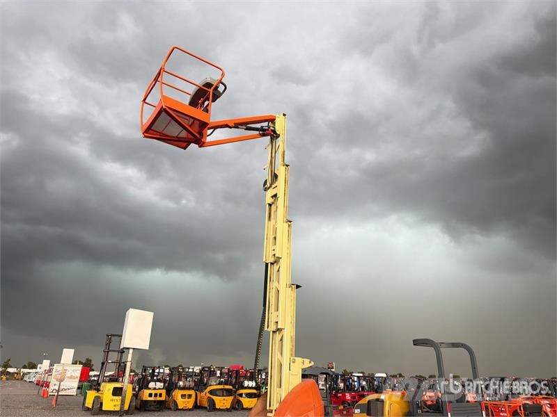 JLG T10E Vertical Mast Lift Plataformas con jaula de elevación