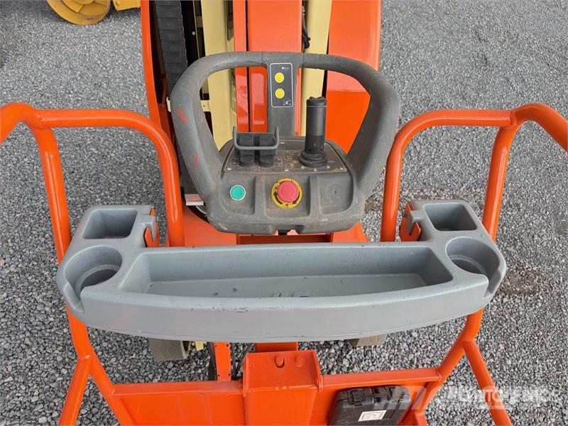 JLG T10E Vertical Mast Lift Plataformas con jaula de elevación