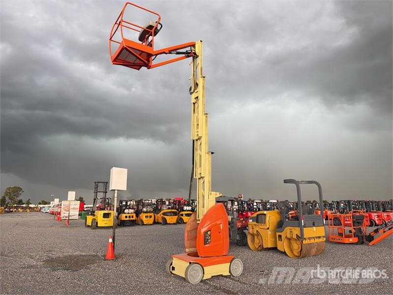 JLG T10E Vertical Mast Lift Plataformas con jaula de elevación