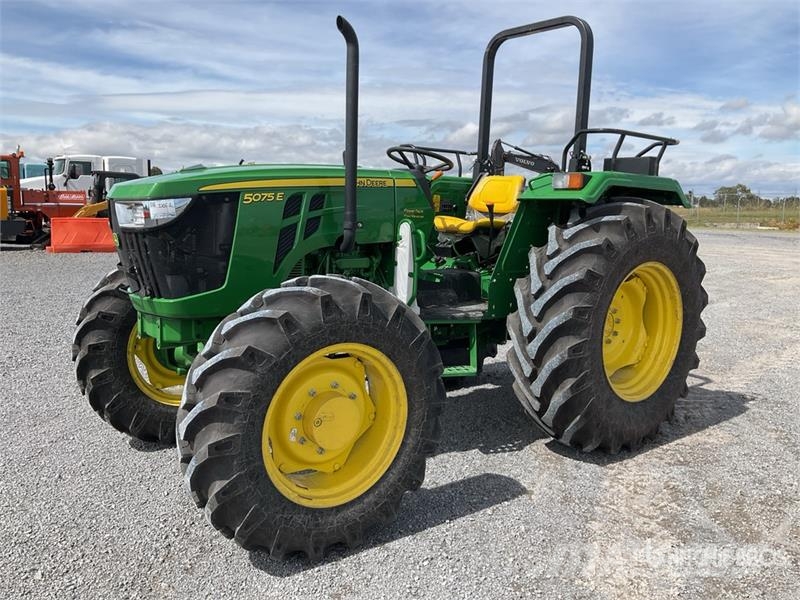 John Deere 5075E Tractor Agricola (Sin Usar) / 4WD Tractor (U الجرارات