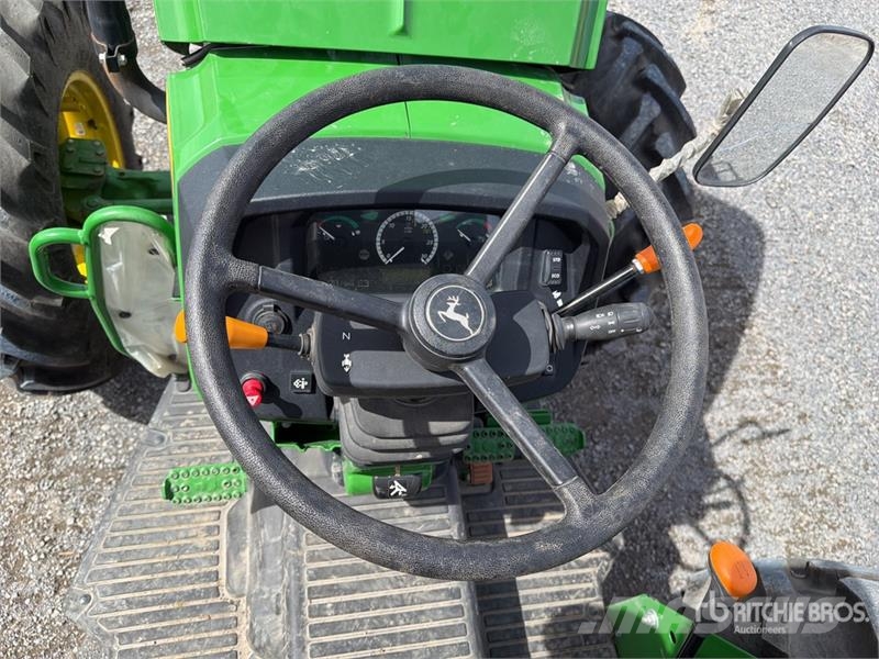 John Deere 5075E Tractor Agricola (Sin Usar) / 4WD Tractor (U الجرارات