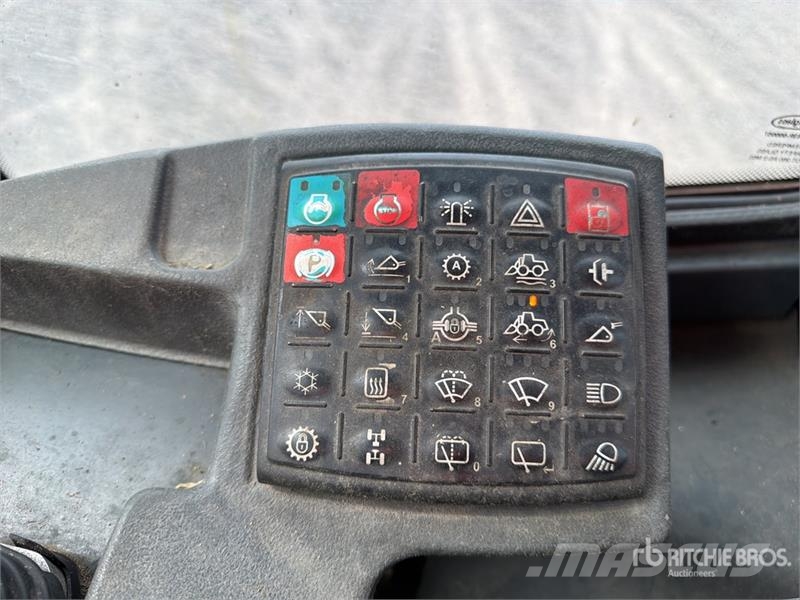 John Deere 624K Cargador sobre Neumaticos / Wheel Loader Kolové nakladače