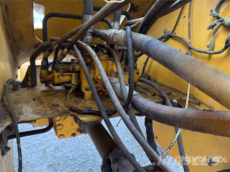 John Deere 624K Cargador sobre Neumaticos / Wheel Loader Kolové nakladače