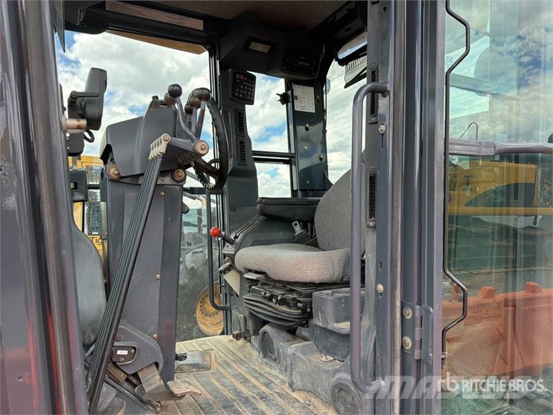 John Deere 672G Motoconformadora / Motor Grader Greyderler