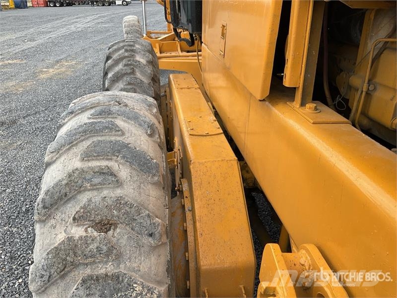 John Deere 770BH モーターグレーダー