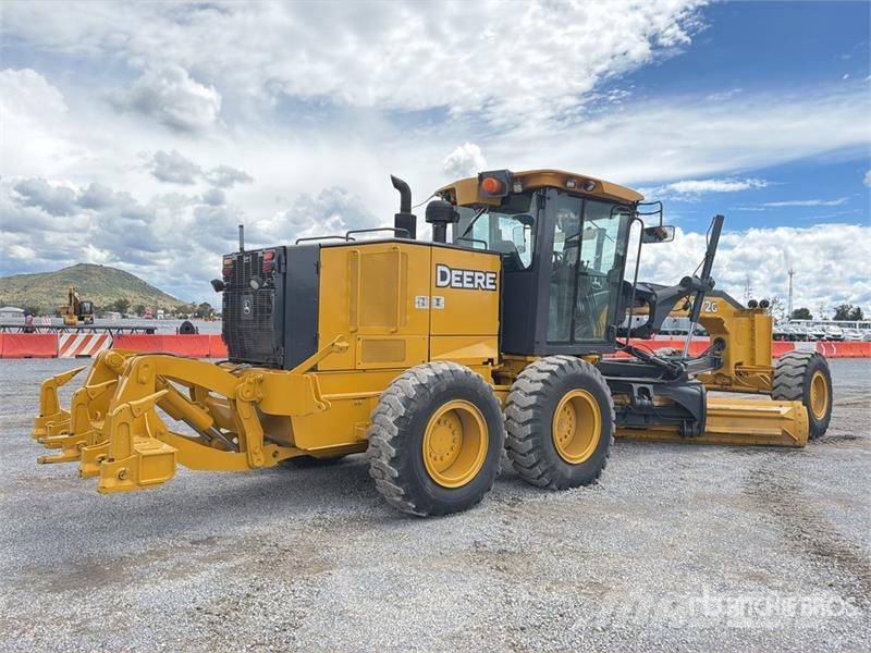 John Deere 872G Grejderi