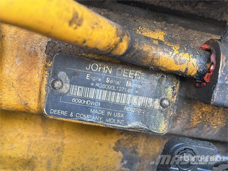 John Deere 872G معدات تمهيد الطرق