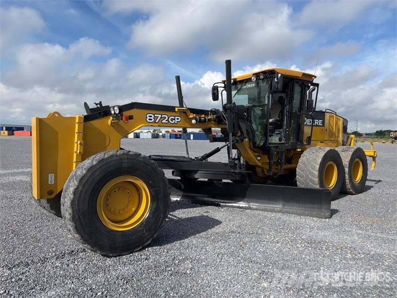 John Deere 872G معدات تمهيد الطرق