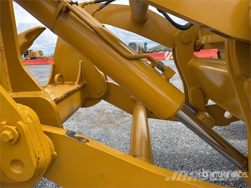 John Deere 872G Grejderi