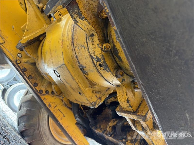 John Deere 872G Grejderi