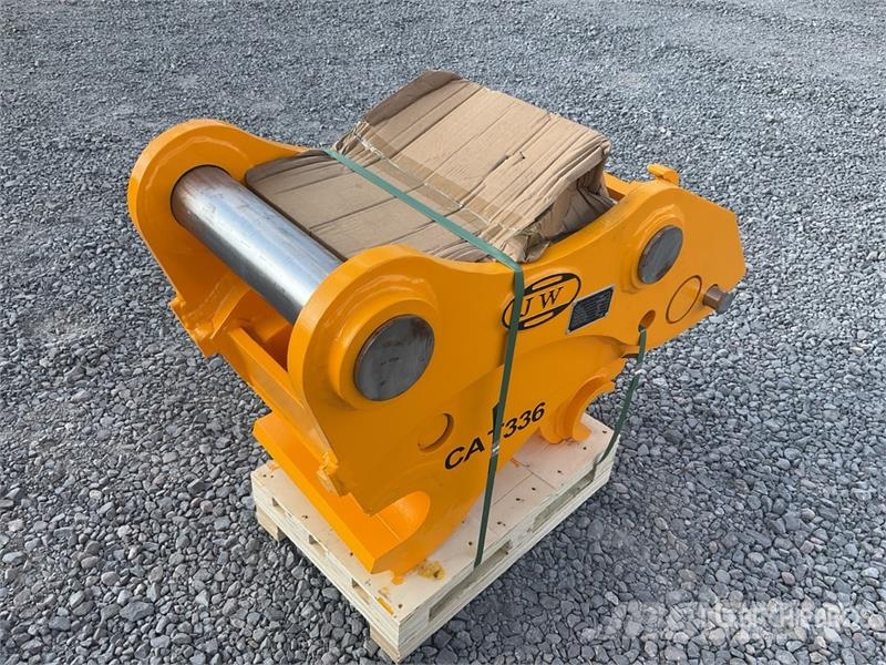  JW 30Q Acoplador Rapido Hidraulico (Sin Usar) / Ex Conectores rápidos