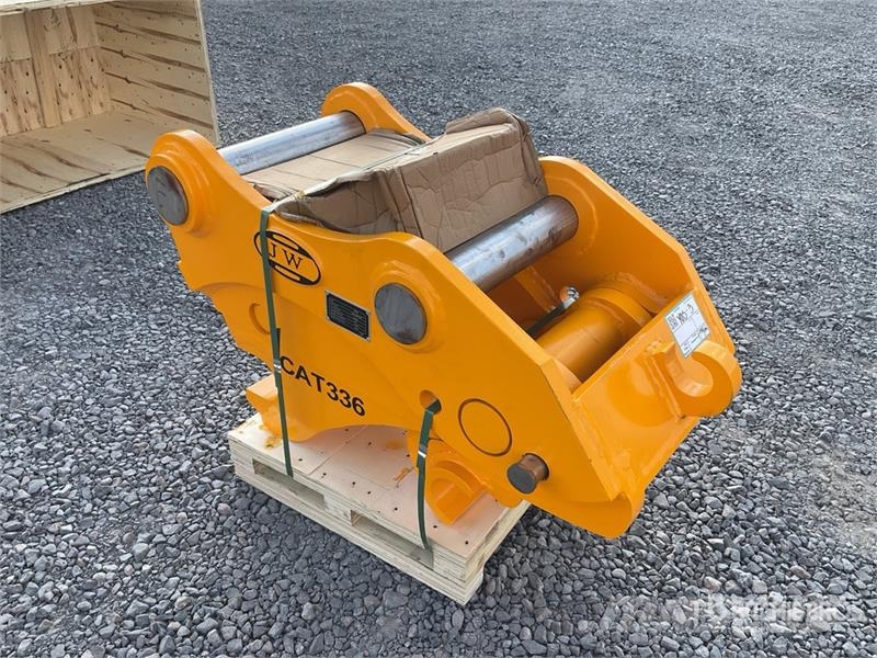  JW 30Q Acoplador Rapido Hidraulico (Sin Usar) / Ex Conectores rápidos