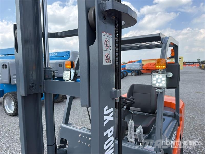  JX POWER CPCD35-3S 7700 lb Pneumatic Tire Forklift Інше