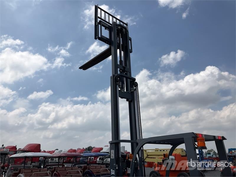  JX POWER CPCD35-3S 7700 lb Pneumatic Tire Forklift Інше