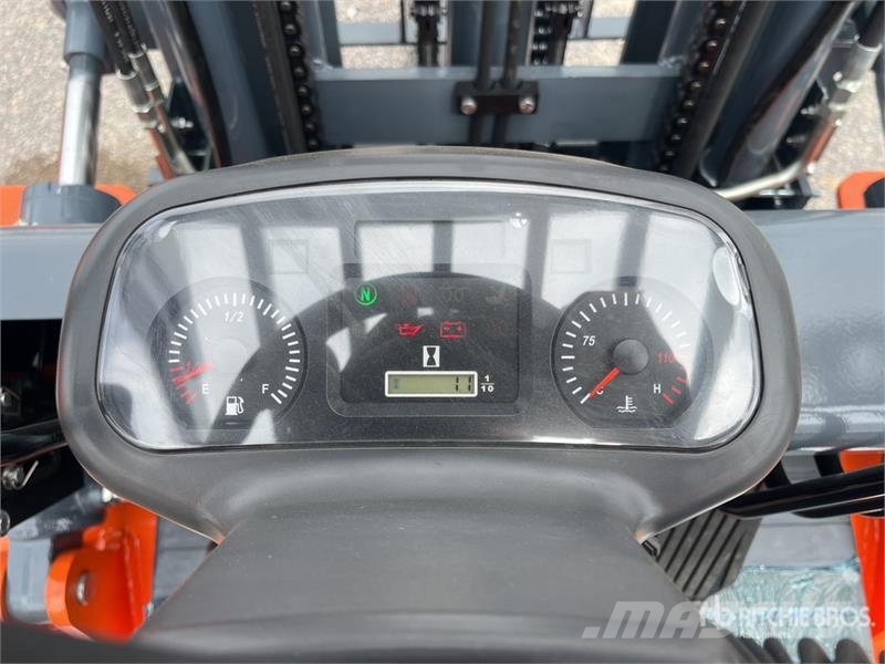 JX Power CPCD35-3S 7700 lb Pneumatic Tire Montacar Інше