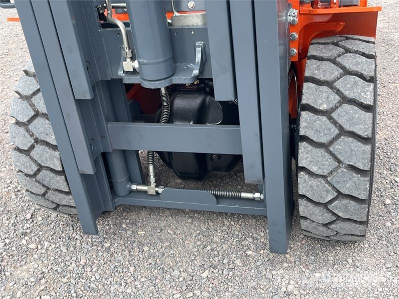 JX Power CPCD35-3S 7700 lb Pneumatic Tire Montacar Інше