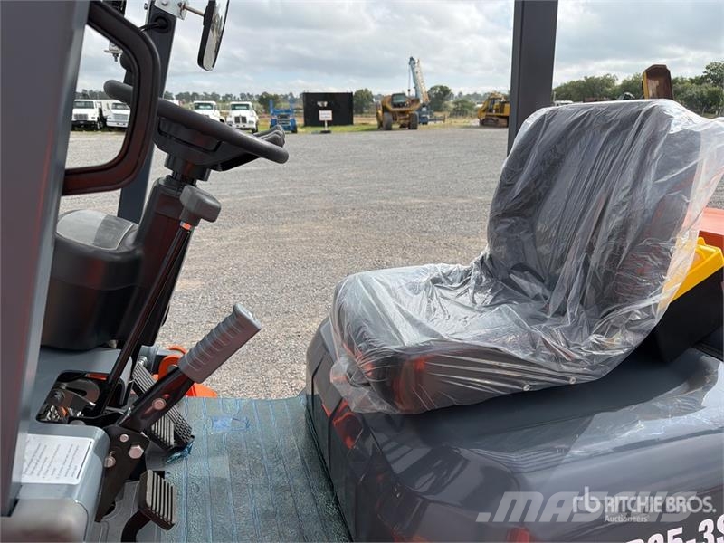 JX Power CPCD35-3S 7700 lb Montacargas (Sin Usar) Інше