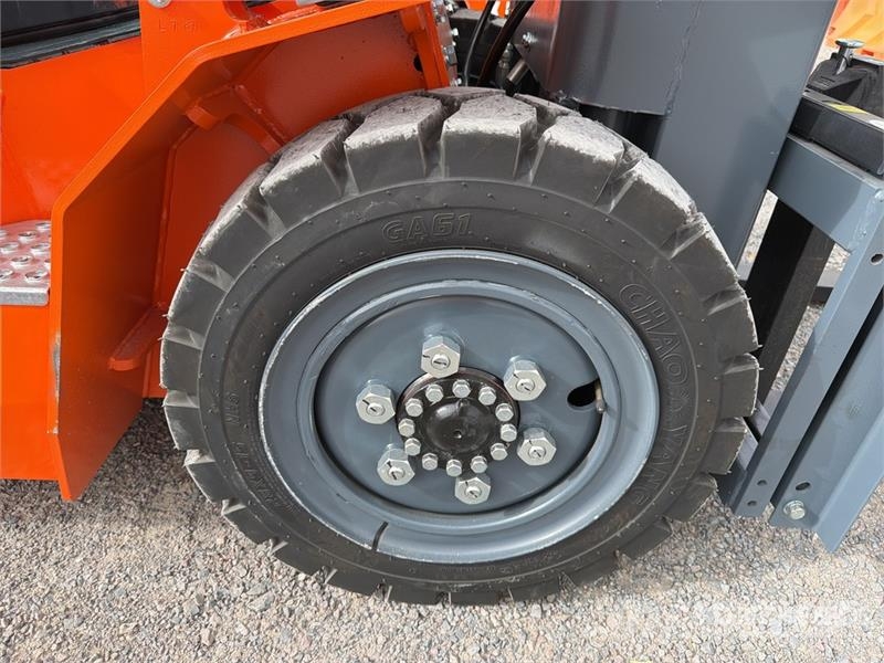 JX Power CPCD35-3S 7700 lb Montacargas (Sin Usar) Інше