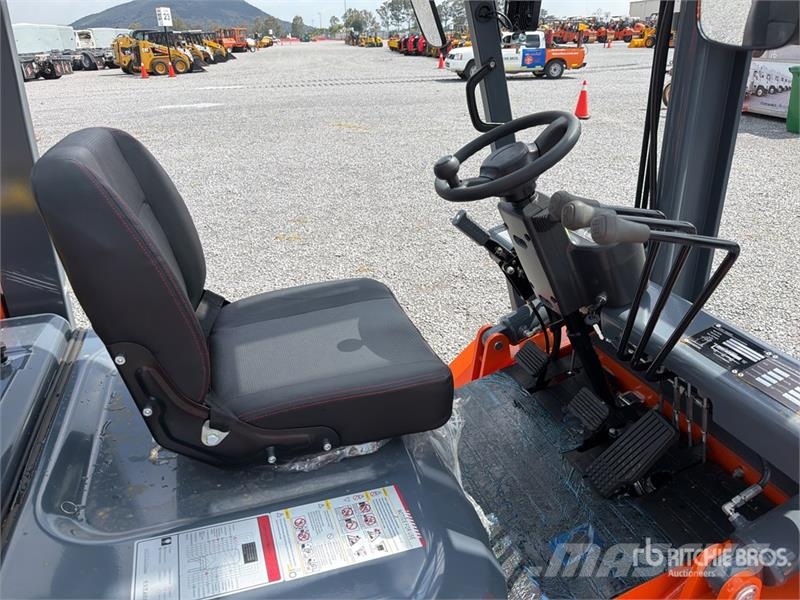  JX POWER CPCD35-3S 7700 lb Pneumatic Tire Forklift Montacargas - otros