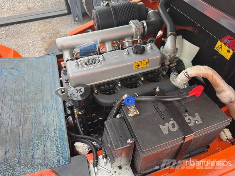 JX Power CPCD35-3S 7700 lb Pneumatic Tire Montacar Інше