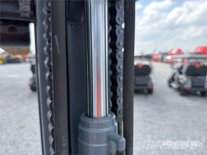  JX POWER CPCD35-3S 7700 lb Pneumatic Tire Forklift Інше