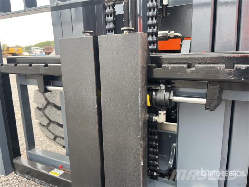 JX Power CPCD35-3S 7700 lb Pneumatic Tire Montacar Інше